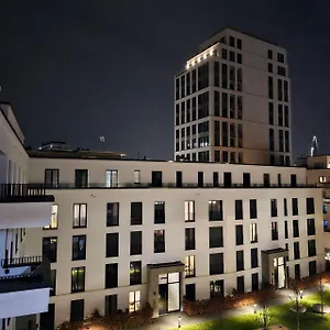 3 2 Bathrooms 2 Toilets New Center Of Underground Parking Space Contactless Self Check-in Düsseldorf